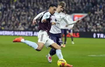 Aston villa united 872x610