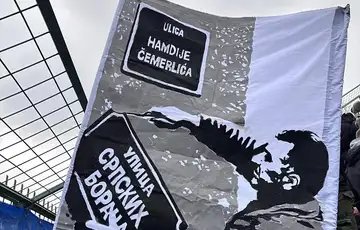 Manijaci FK Zeljeznicar Sporni transparent Manijaka (Foto: Facebook)