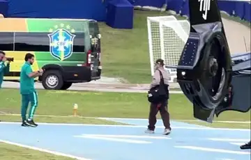 Neymar privatnim helikopterom dosao na pripreme reprezentacije za Svjetsko prvenstvo
