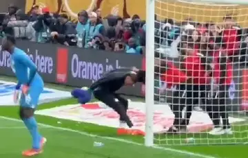 Rezervni golman Senegala se tukao s djecom usred utakmice