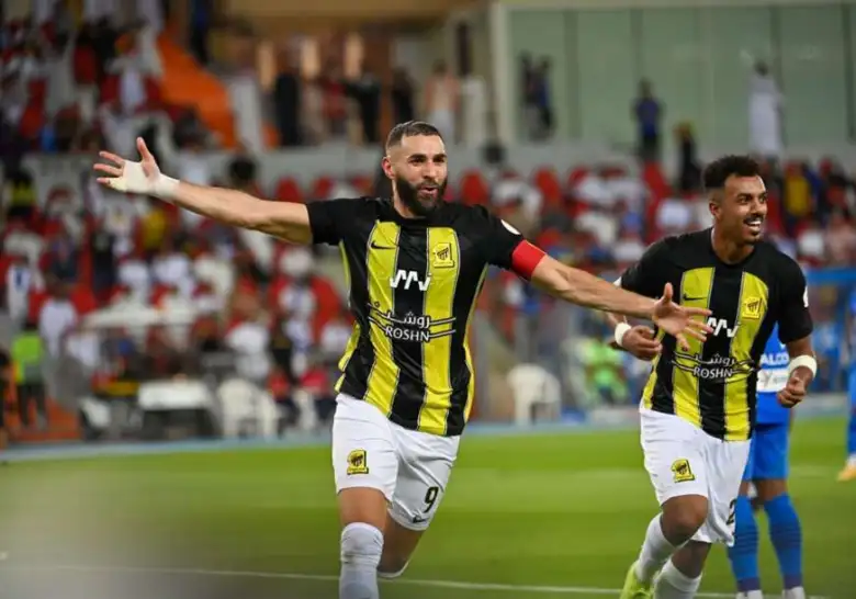 Karim Benzema Foto Stringer EPA 872x610