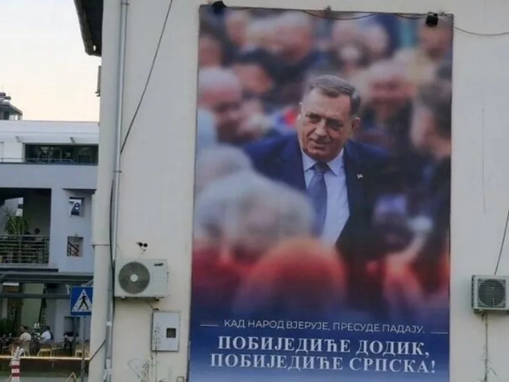 Dodik bilbord kozarska dubica