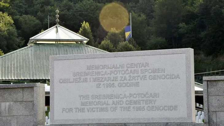 Memorijalni centar srebrenica