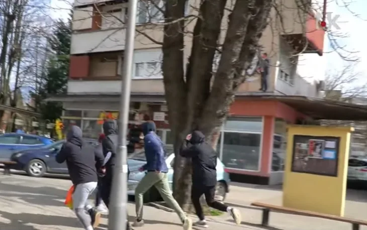 Maloljetnici lgbt zastava