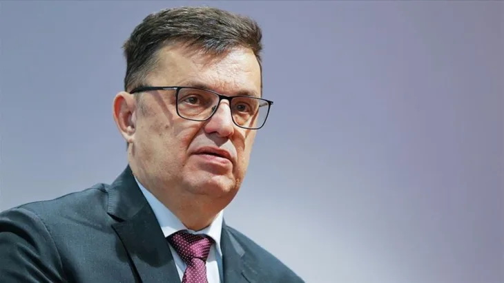 Zoran tegeltija AA/ Arhiv