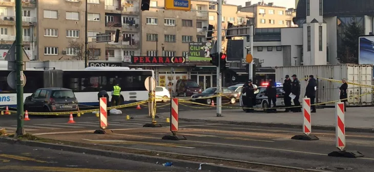 Pjesak cvila 5