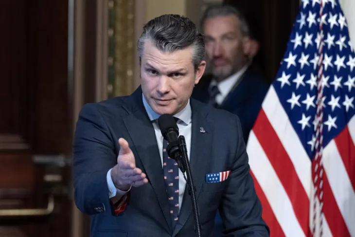Pete Hegseth foto Ron Sachs/CNP/Bloomberg/Getty Images