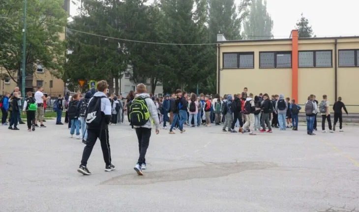 Skola skolska godina fena 2