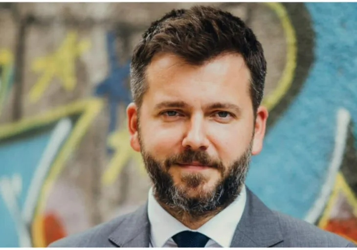 Albin zuhric 872x610