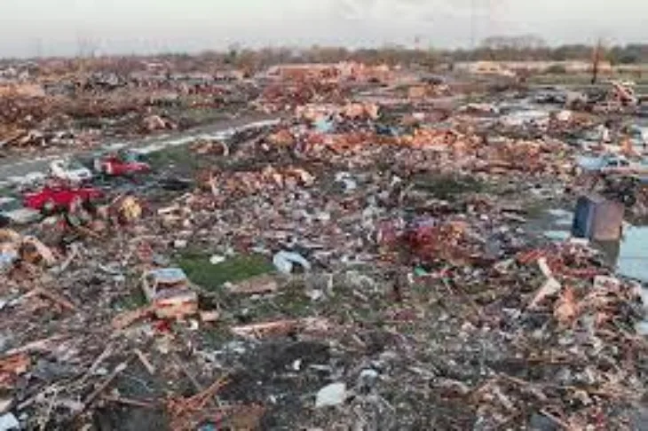 Tornado rusevine
