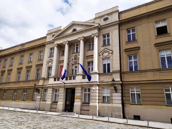 Hrvatski sabor hina