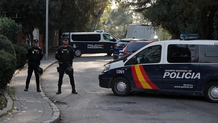 Policija spanija AA