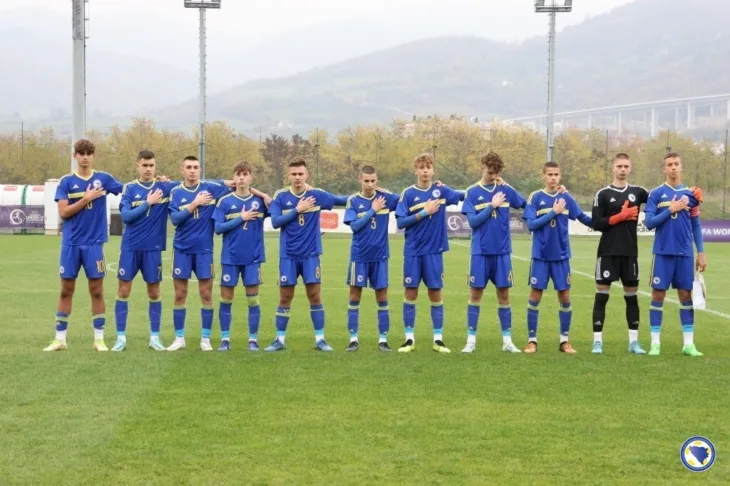 U 15