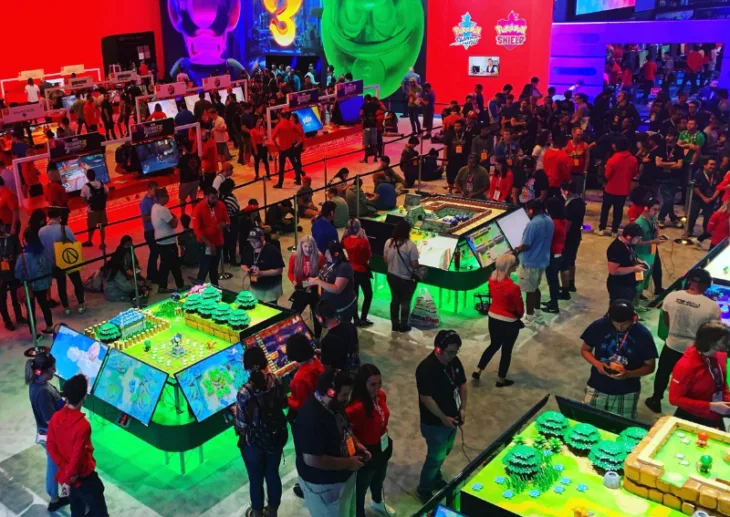 E3
