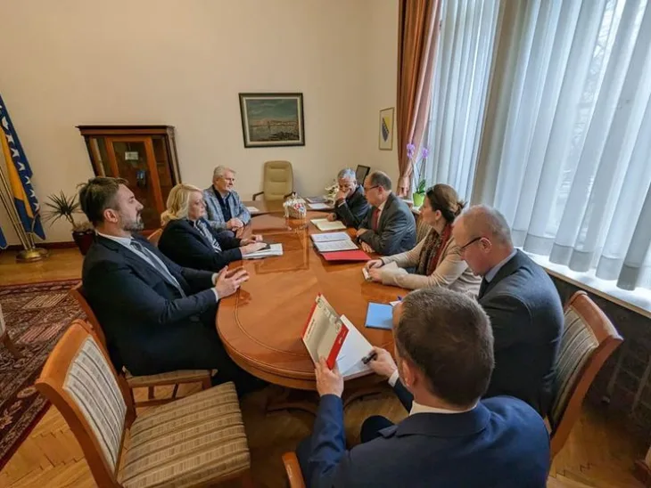 Sastanak rukovodstvo fbih schmidt