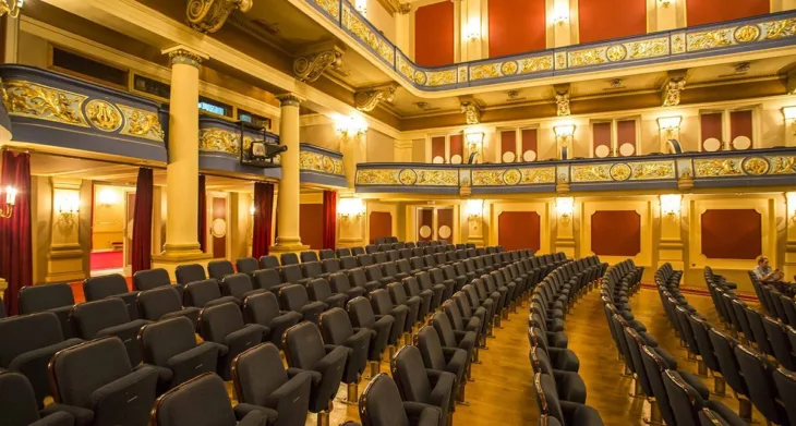 Narodno pozoriste sa