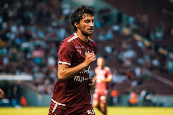 Miroslav stevanovic servette 1 1500x1000