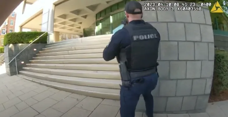 Policija louisville
