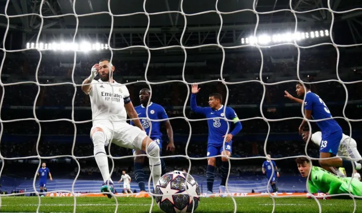Benzema bein