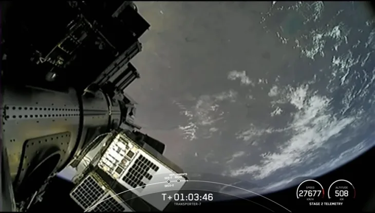Satelit