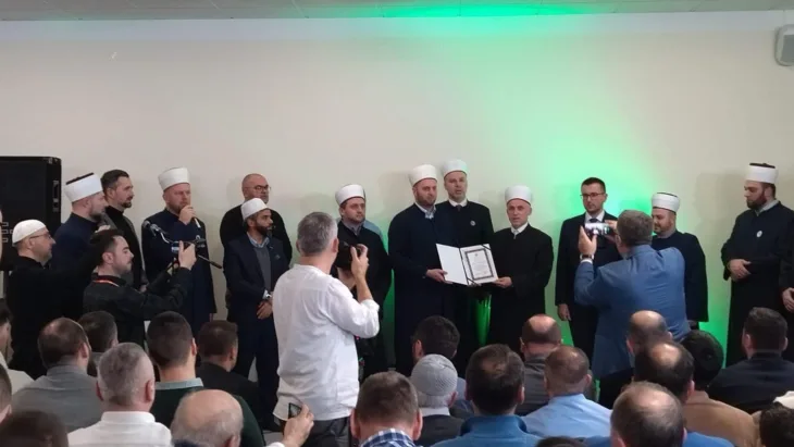 Proucena prva hafiska dova u islamskoj zajednici bosnjaka u austriji