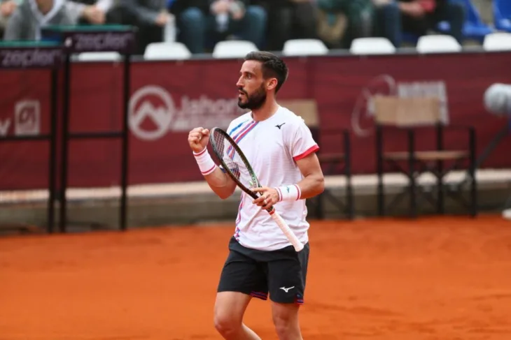 Damir dzumhur