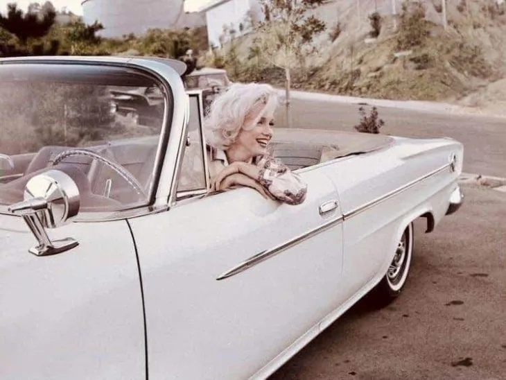 Marilyn u autu