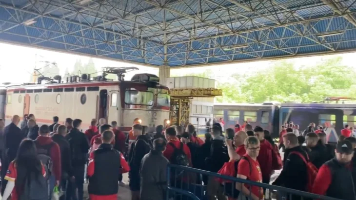 Navijaci veleza i zrinjskog organizovano krenuli prema zenici velez 6464aef6dff35