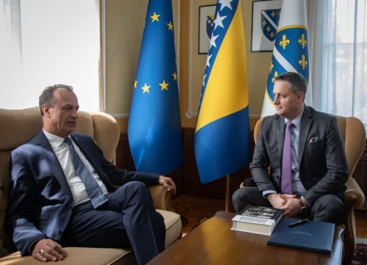 Becirovic i ukrajinski ambasador 750x541