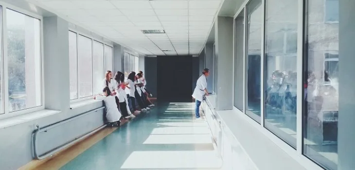 Bolnica doktori
