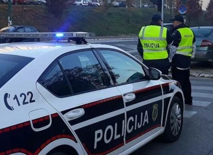 Policija