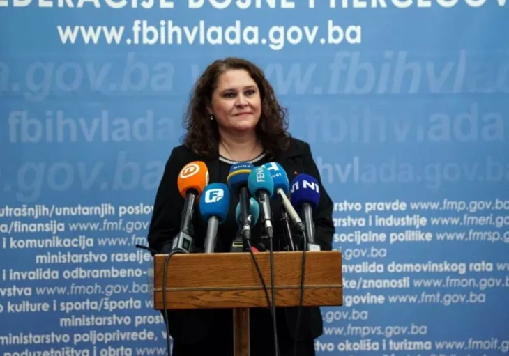 Jasna durakovic 872x610