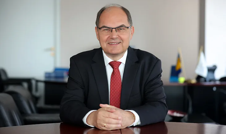 Cristian schmidt