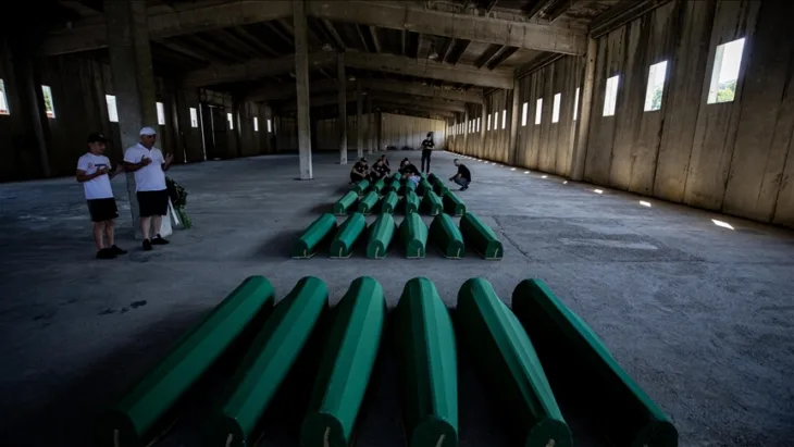 Srebrenica tabuti 23 AA