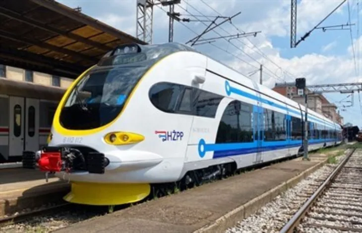 Voz koncar Končar foto