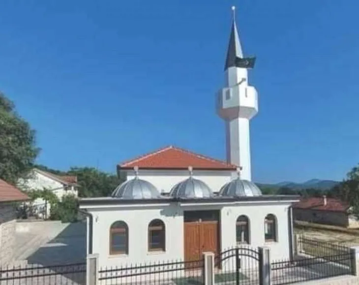 Džamija u Neumu