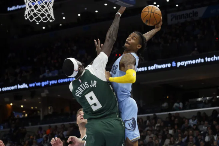 1671174054 2022 12 16 T023045 Z 493509897 MT1 USATODAY19630619 RTRMADP 3 NBA MILWAUKEE BUCKS AT MEMPHIS GRIZZLIES 900x600