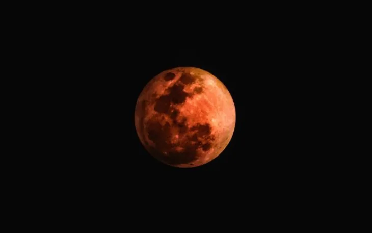 Mjesec 660x413