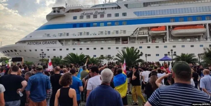 kruzer turisti