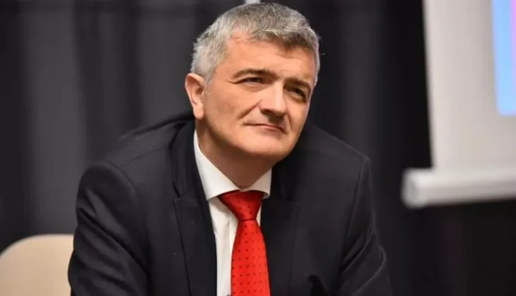 Sedan mandic