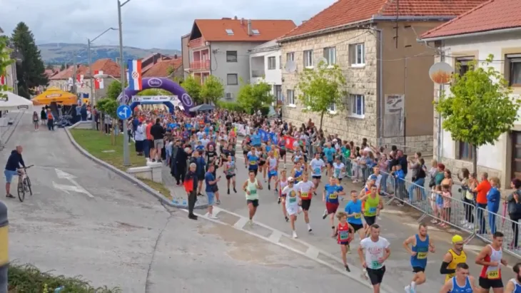 Atletika