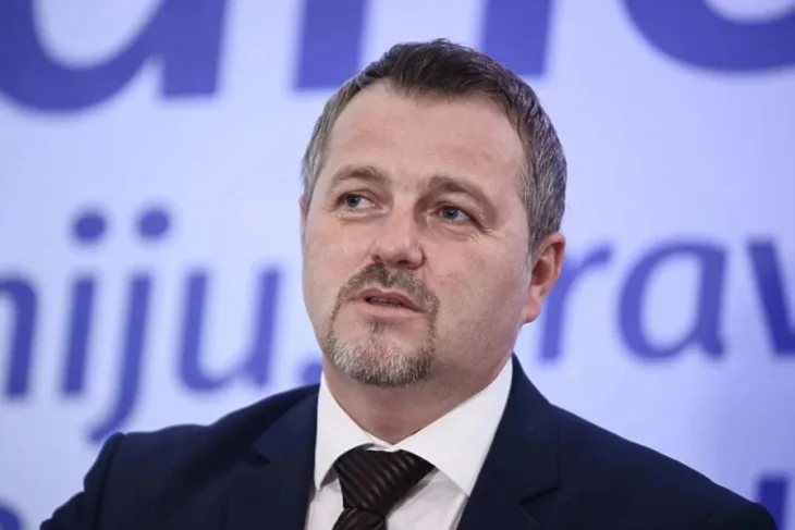 Nermin ogresevic X NES