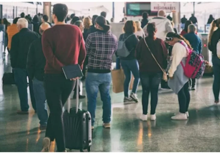 Putnici kofer putovanje aerodrom 872x610