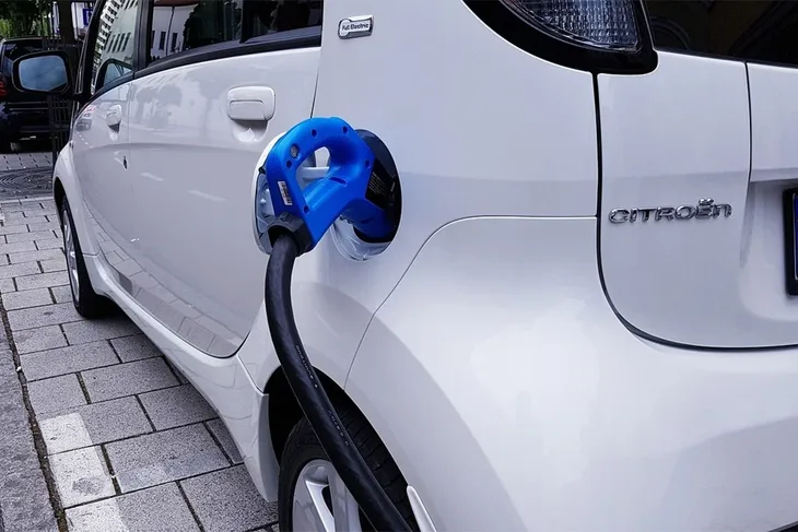El auto