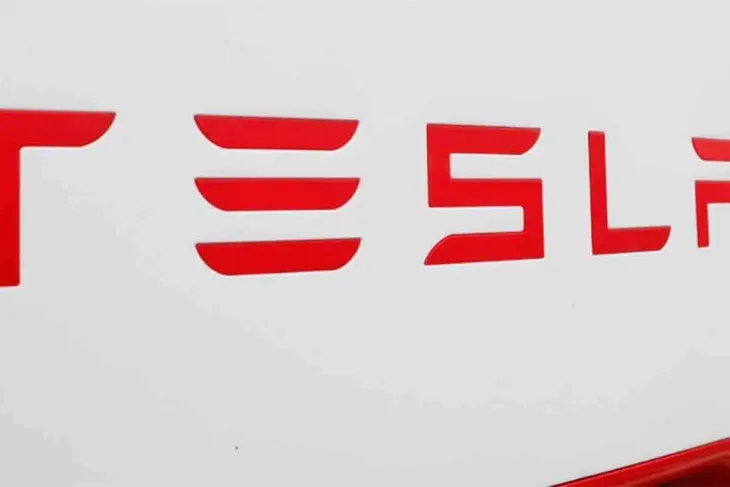 Tesla automobili