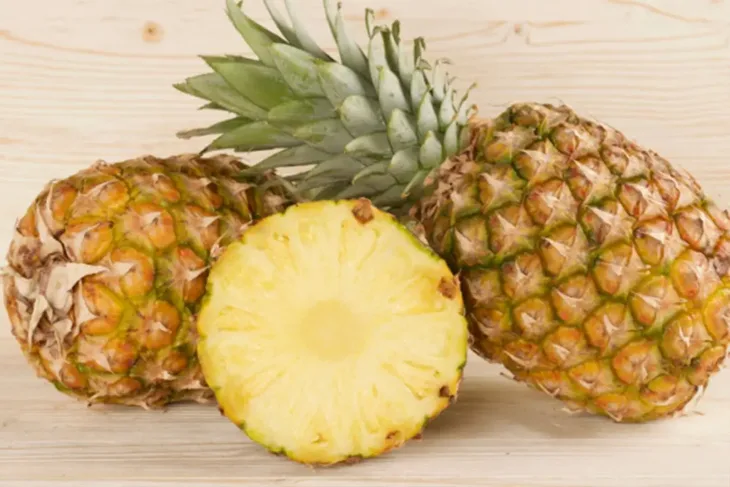 Ananas voce vc
