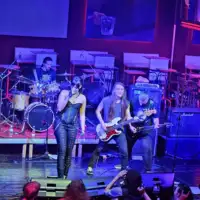 nastup Metal Hearta i Chrisa Dalea