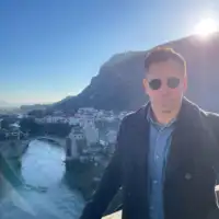 Adnan Ćatić stigao na odmor u bh. grad MO