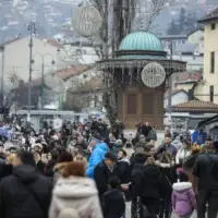 Praznicna atmosfera zavladala sarajevom ulice prepune turista za novu godinu aaaaaaaa 659039fb421aa