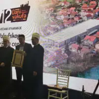 SANSKI MOST: OTVOREN VAKUFSKI TRŽNI CENTAR